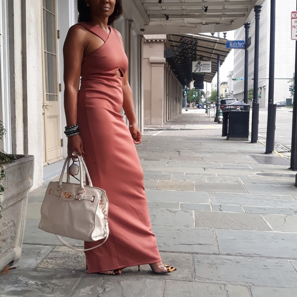 Meet your Posher, Claudette - Picture 10 of 16